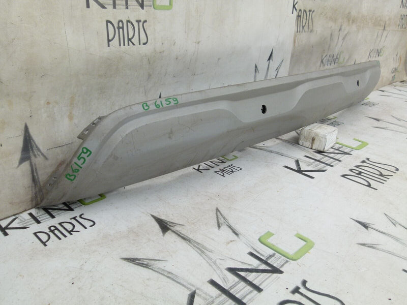 RENAULT CAPTUR MK2 2016 REAR BUMPER TRIM PLATE GENUINE 850707814R