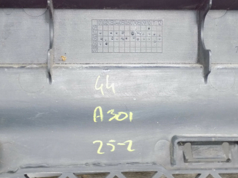 MINI ONE HATCH R50 LCI 2005-06 GENUINE FRONT BUMPER LOWER GRILLE 7127933