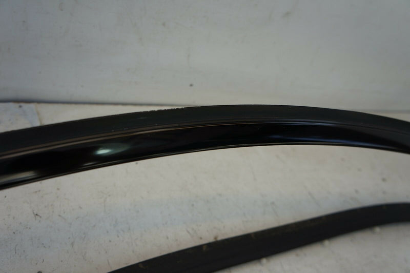 BMW 5 SERIES E60 M5 2003-2010 FRONT RIGHT DOOR TRIM STRIP MOULDING SEAL KIT