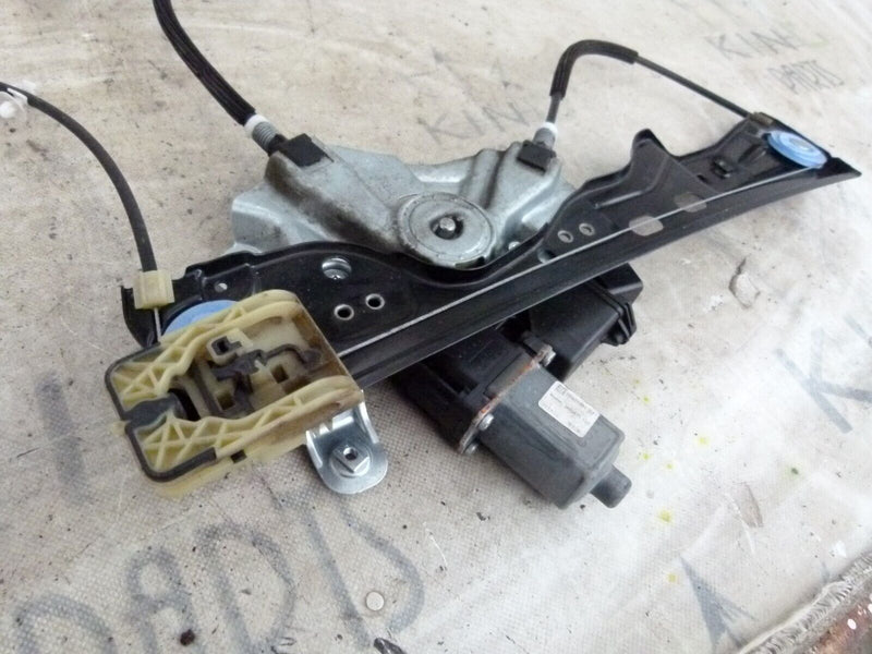 VAUXHALL ASTRA J 2009-15 FRONT LEFT WINDOW REGULATOR GENUINE 13350757