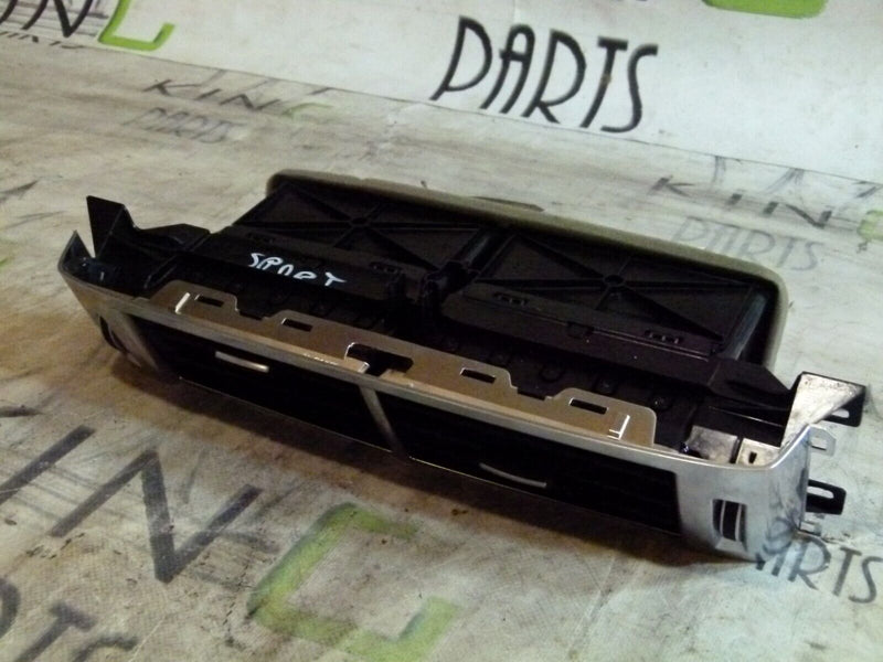 RANGE ROVER SPORT 13-17 CENTRE DASHBOARD AIR VENTS GENUINE DK6201820A