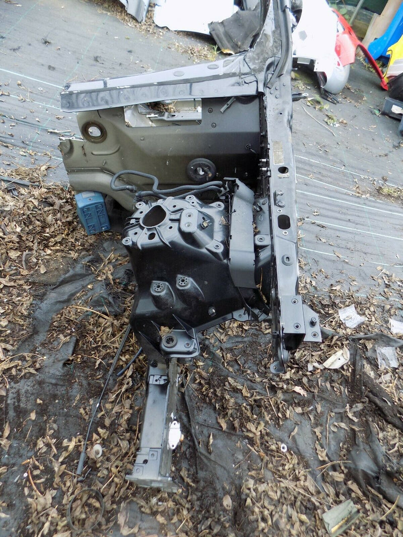 RANGE ROVER SPORT L494 LEFT SIDE FRONT END BODY CUT PART QUARTER PANEL PILLAR A