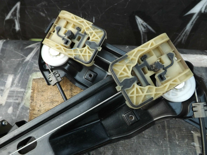 Vauxhall Adam Front Right Driver O/S/F Window Mechanism And Motor 13350350