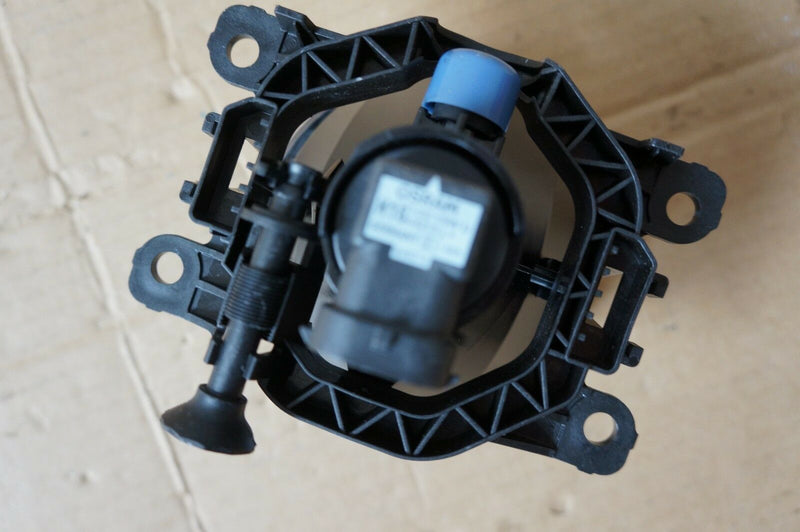 RENAULT MEGANE 2013 O/S DRIVER SIDE FRONT FOG LIGHT 89208691 (S10-04)