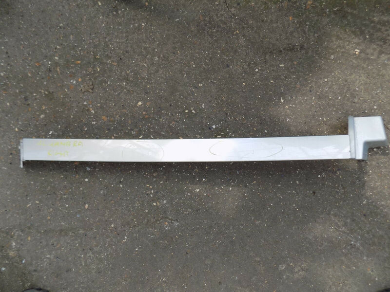 SEAT ALHAMBRA VW SHARAN 2010-ON RIGHT COVER FAIRING SLIDING RAIL 7N0843796