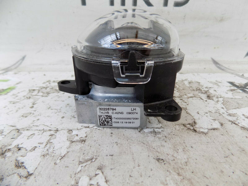 VOLVO V90 S90  RHD FRONT LH  HALOGEN FOG LIGHTS COMPLETE  32228794
