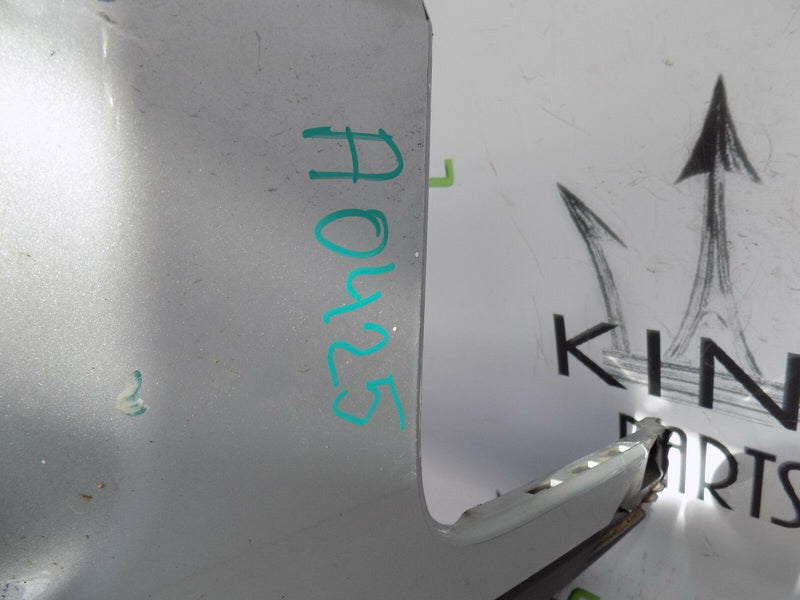 LAND ROVER DISCOVERY 4 (L319) SE 2009-2015 WHITE REAR BUMPER GENUINE PDC