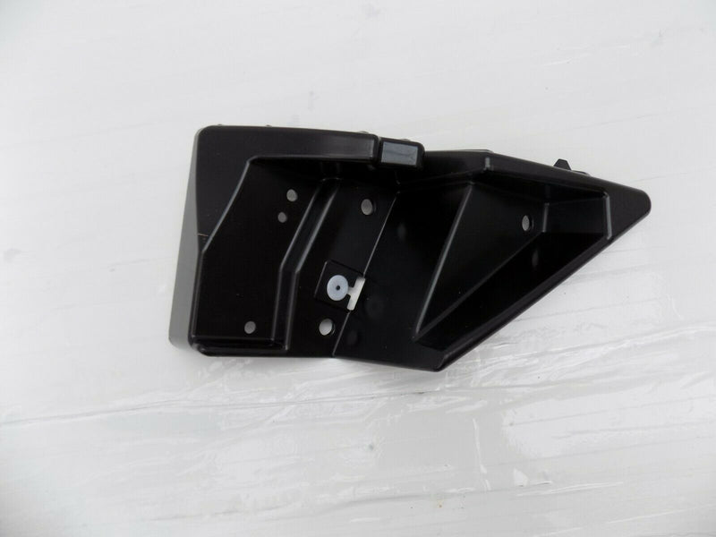 FORD S-MAX MK2 2015-ON REAR RIGHT BUMPER MOUNTING BRACKET GUIDE 2004126 /S31-56