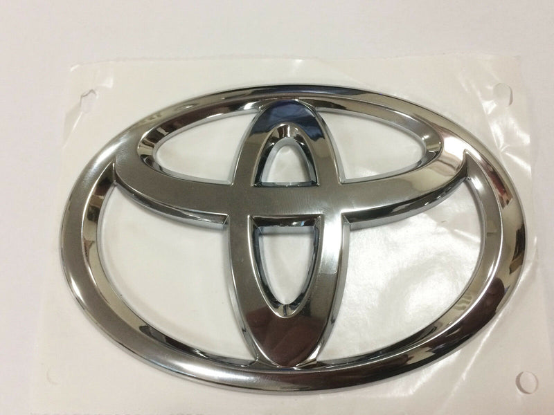 TOYOTA AYGO 2005-2014 REAR CAR EMBLEM BADGE LOGO SILVER CHROME BOOT LID 120x82mm