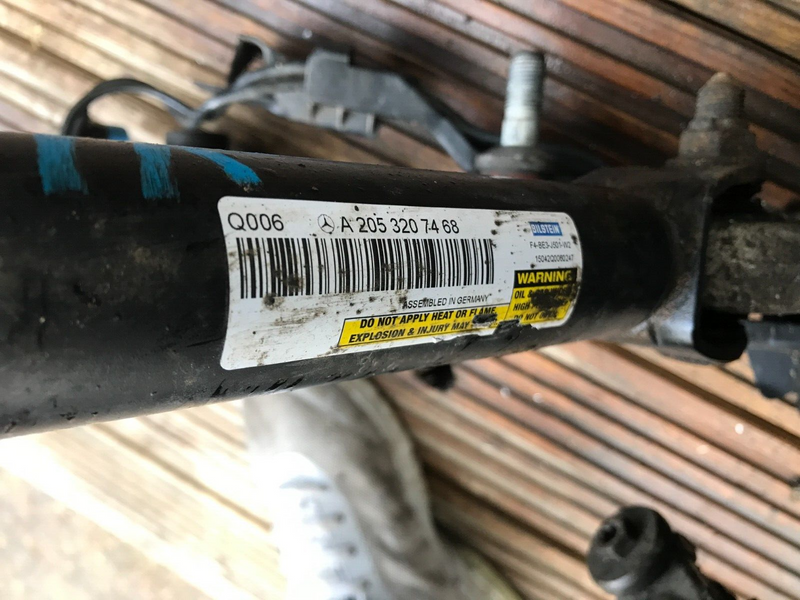 MERCEDES W205 RIGHT SIDE FRONT LEG 4x WISHBONE, HUB, BRAKE CALIPER, GAS STRUT