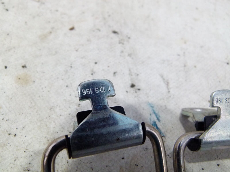 MINI COUNTRYMAN R60 2010-14 REAR BOOT TIE DOWN HOOK GENUINE 7129196