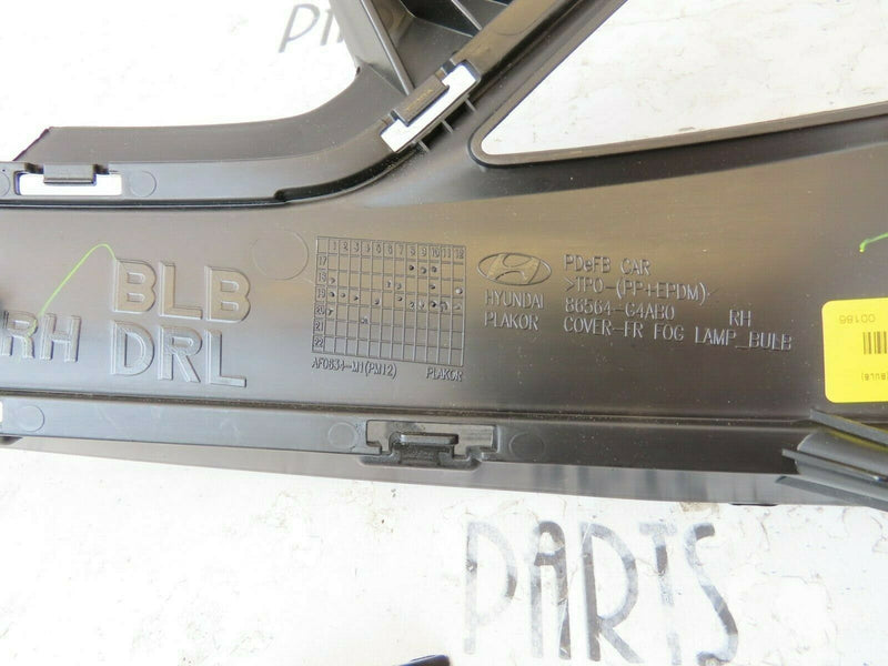 HYUNDAI i30 2019-ON FASTBACK FRONT FOG LIGHT RIGHT & LEFT GRILLE *NEW G4AB0