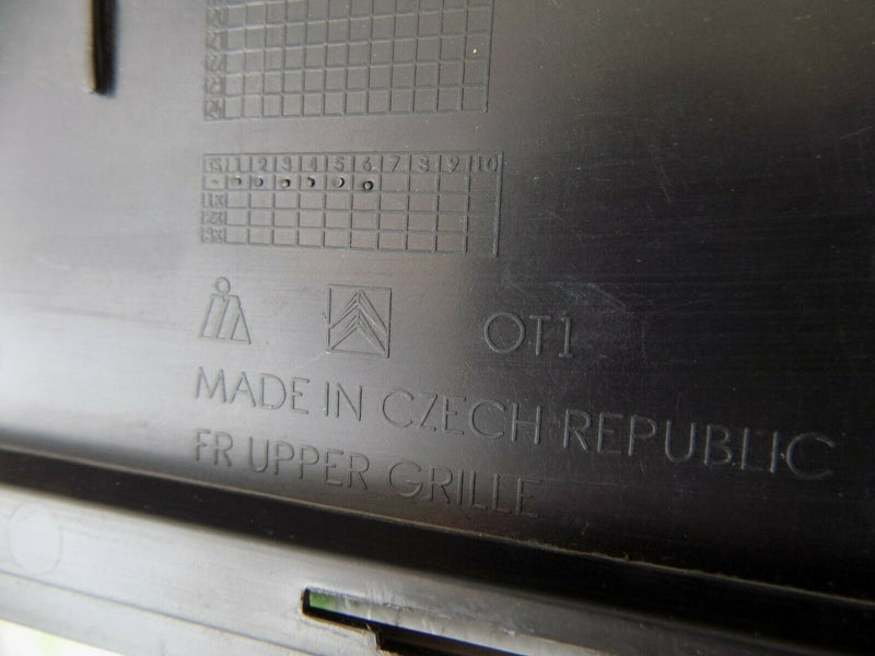 CITROEN C3 2016-ON GENUINE BUMPER RADIATOR GRILL TRIM 9812061877