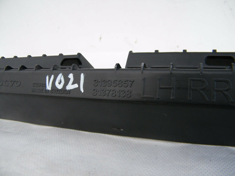 Volvo XC90 2016-17 Rear Bracket Trim Mudflaps 31395857 (V021)