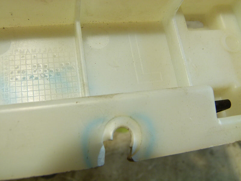 RANGE ROVER SPORT 13-17 LEFT SKIRT HOLDING BRACKET GENUINE CPLA107B01AG