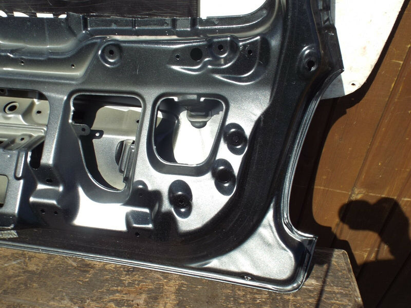 Suzuki SX4 2006-2012 Genuine Tailgate Bootlid In Black