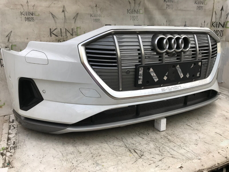 AUDI E-TRON 2018-ON COMPLETE FRONT BUMPER- GRILL, iCAM, WIRING, SENSORS... ALL !