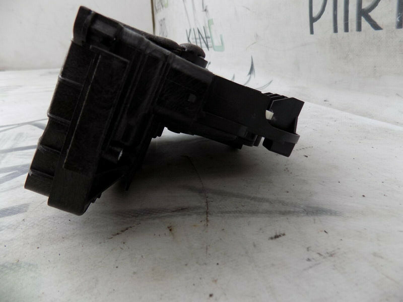 MERCEDES C CLASS C205 2014-ON DRIVER RIGHT SIDE DOOR LOCK MECHANISM