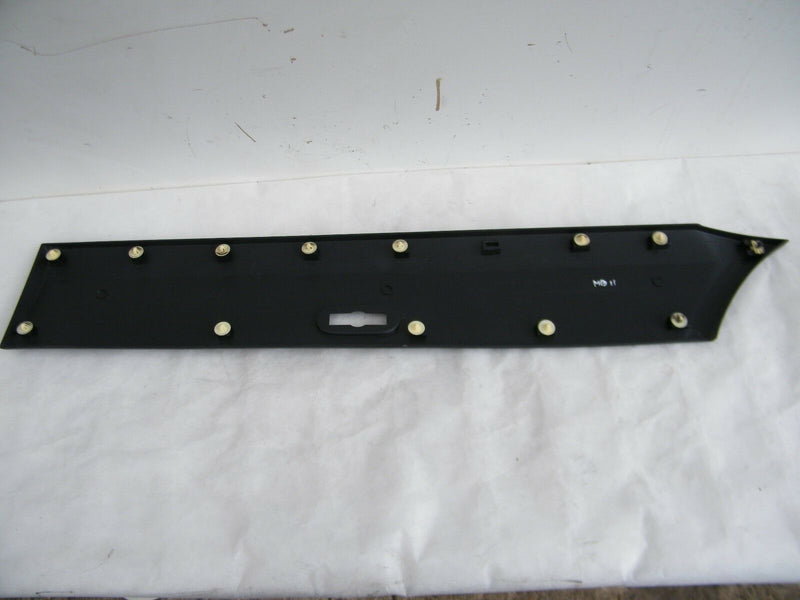 MERCEDES SPRINTER Driver Side Rear Quarter Moulding Trim A9066903300 (MB11)