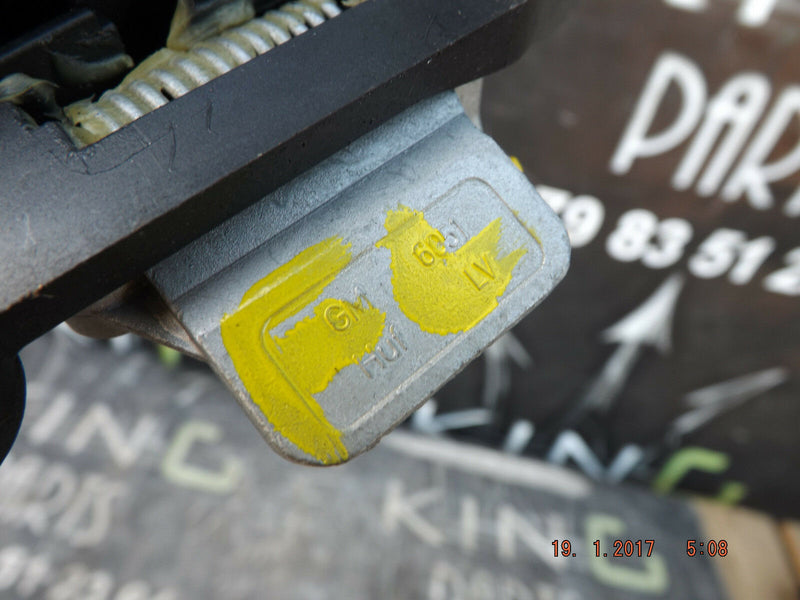 VAUXHALL CORSA D MK3 2006-2014 FRONT DOOR LEFT SIDE DOOR HANDLE EXTERIOR N/S