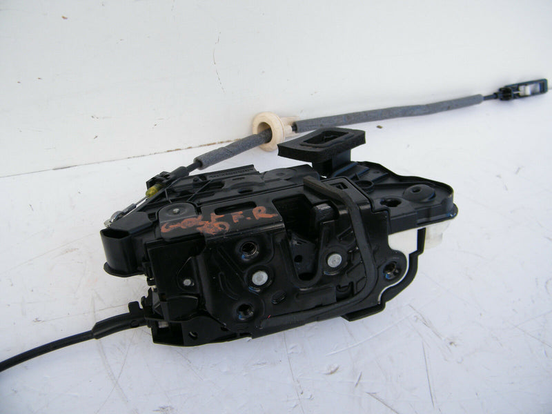 VW GOLF VII MK7 R GTI 13-16 FRONT DOOR LOCK HANDLE MECHANISM RIGHT OS 5K2837016D