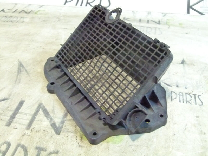 AUDI A4 S4 8W B9 2016-ON AIR INTAKE DUCT GRILL 8W2819904