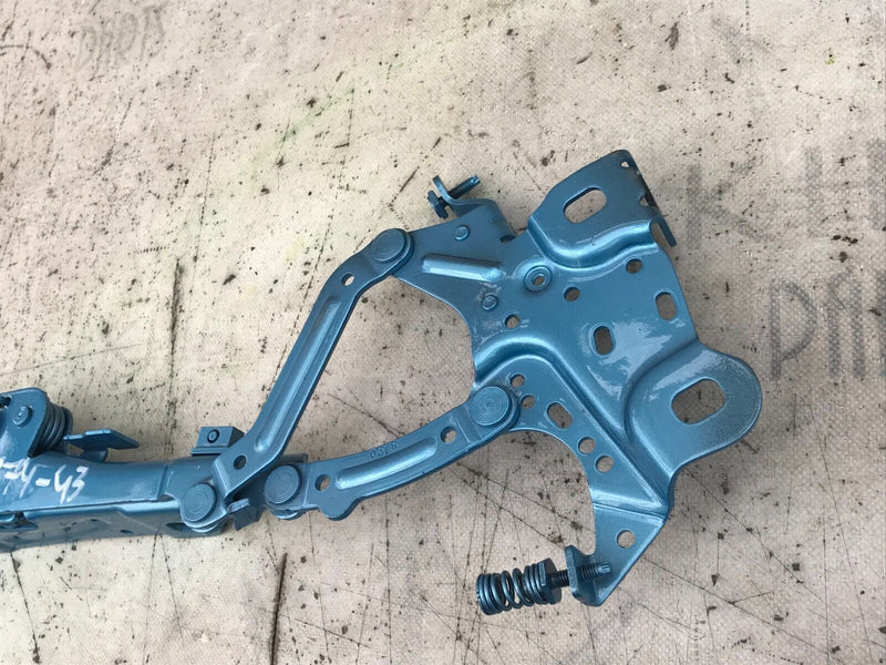 MINI COOPER F56 F55 2019 FRONT RIGHT BONNET HOOD HINGE 730056619