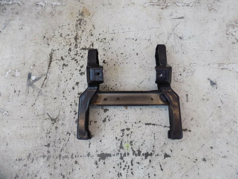 AUDI A4 B8 TFSI 2009-2015 STEERING MECHANISM BRACKET P/N 8K2419250C