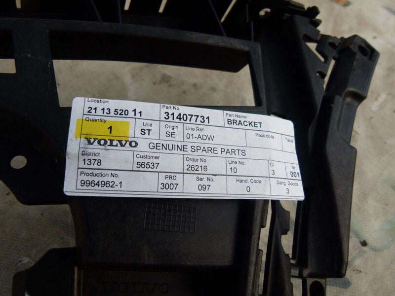 VOLVO XC90 2015-2019 REAR BUMPER RIGHT MOUNT BRACKET GENUINE 31407731