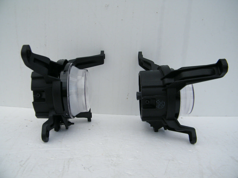 HYUNDAI IX35 2010-2015 PAIR FOG LIGHTS RIGHT LEFT O/S N/S GENUINE WITH BULBS