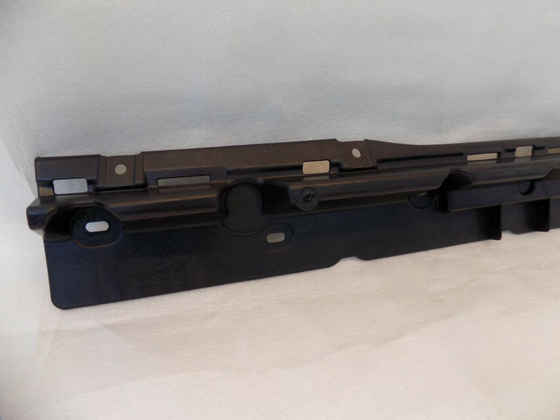 RENAULT GRAND SCENIC MK3 2009-12 CENTRE REAR BUMPER MOUNT 850420003R /B02-85