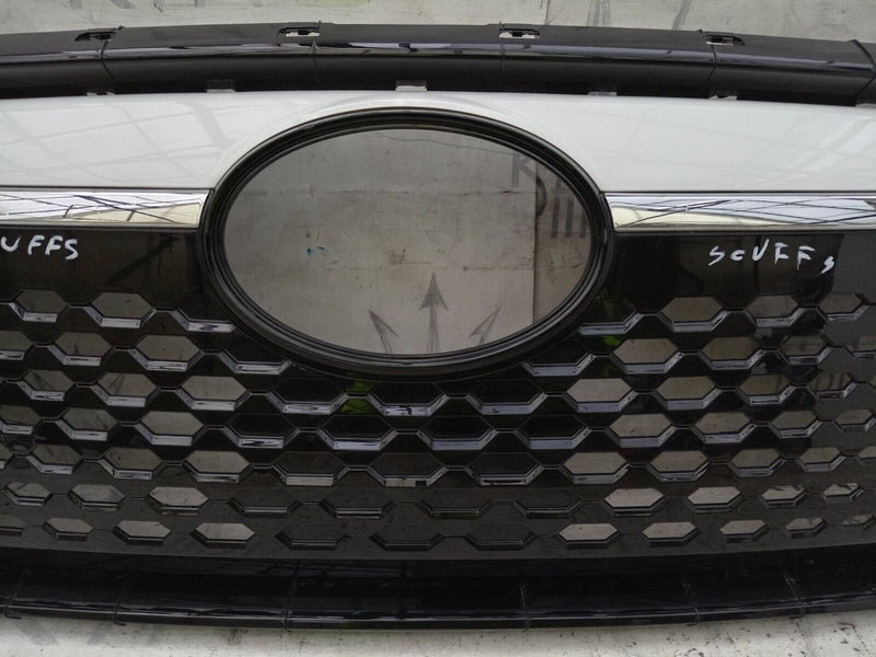 MAXUS LDV eDELIVER 9 EV 2020-ON FRONT BUMPER GRILL C00295539-M001