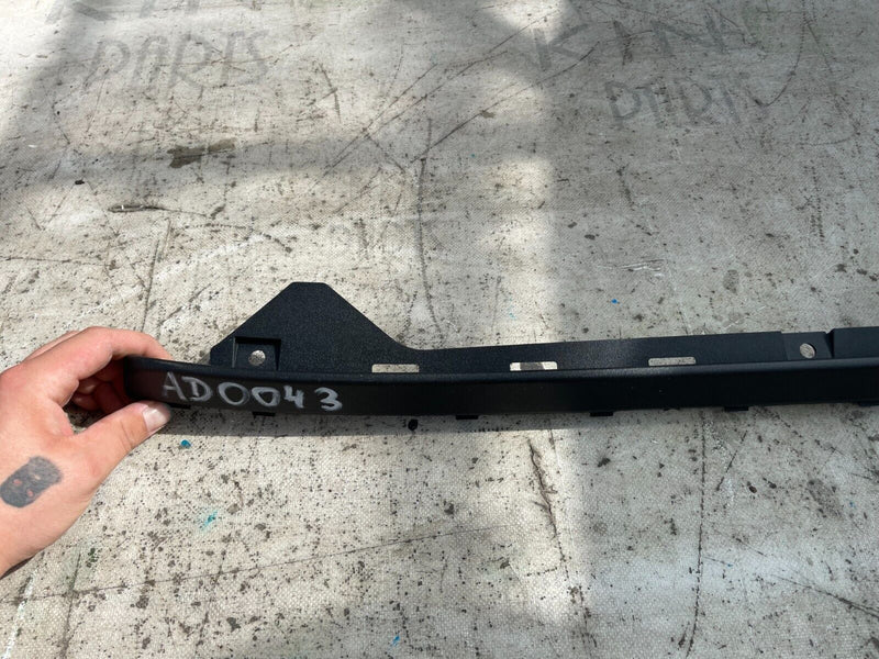 AUDI Q7 4M 2015-ON REAR BUMPER TRIM STRIP SPOILER 4M0807541