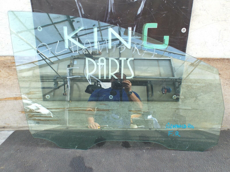 BMW 1 Series E87 2004-2011 Front Door Window Glass Left Passenger Side N/S