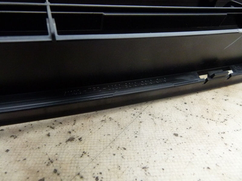 HONDA JAZZ MK2 2008-2011 FRONT BUMPER LOWER GRILLE GENUINE 71102TF0G010