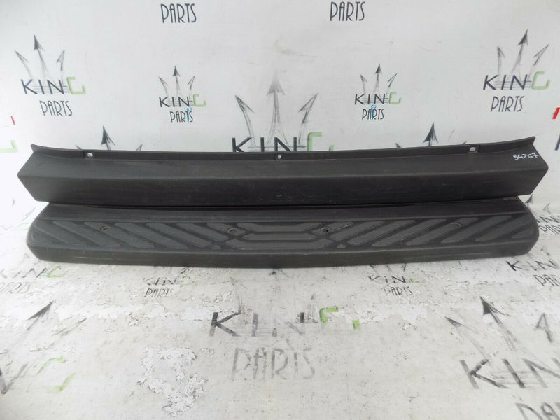 MERCEDES SPRINTER W906 REAR BUMPER STEP PANEL P/N: A9068802471