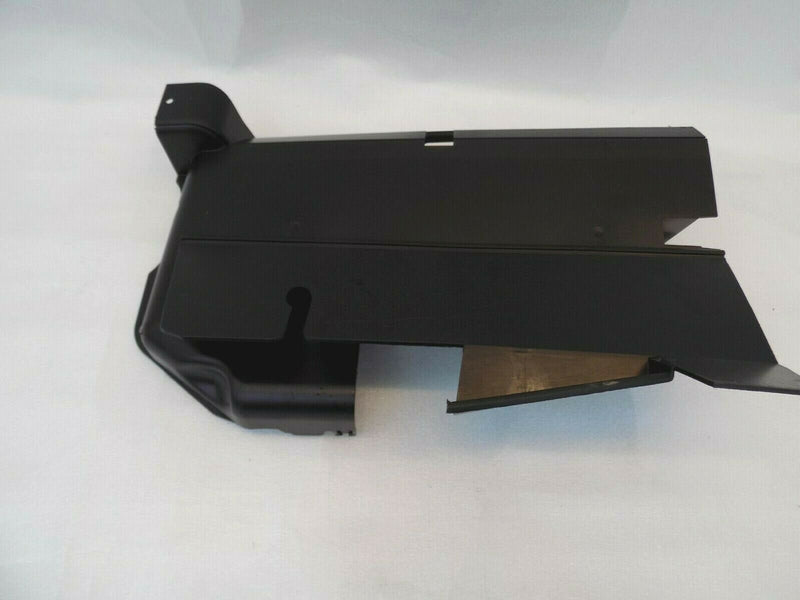 RENAULT CLIO MK3 05-09 FRONT RADIATOR PLASTIC COVER AIR DUCT 8200304286 /S55-10