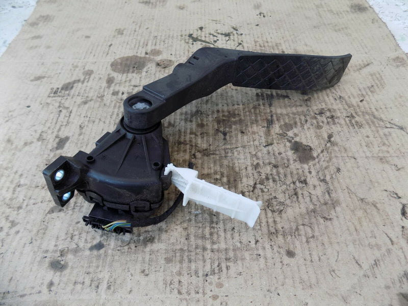AUDI Q7 VW TOUAREG ACCELERATOR THROTTLE PEDAL 7L0723507E