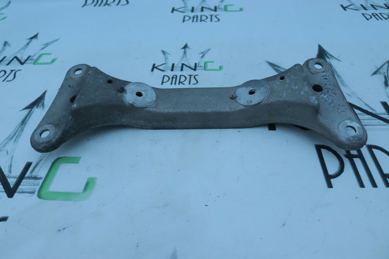 BMW 1 3 SERIES E90 E91 E92 E93 X1 E84 AUTO GEARBOX SUPPORT CARRIER 6778059 *3