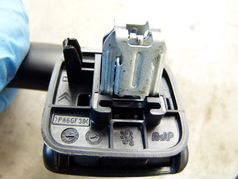 PEUGEOT 308 SW ESTATE 2017-21 LEFT OR RIGHT SIDE REAR ROOF GRAB HANDLE