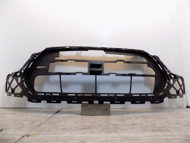FORD TRANSIT 2013 2014 2015 2016 2017 GRILL BRACKET CENTRE RADIATOR GRILLE A4372