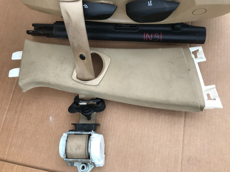 BMW E90 E91 GENUINE FRONT SEAT RIGHT DRIVER SIDE & SEATBELT CREAM COLOUR !!