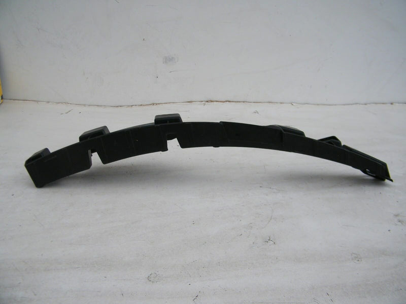 RENAULT SCENIC 2013-2016 FRONT BUMPER RIGHT BRACKET GUIDE 622207359R (S16-21)