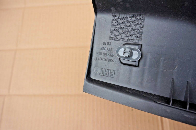 FIAT 500 2007-2018 REAR PANEL BOOT TRIM COVER LIP STEP PLASTIC 735484031 (S20-02