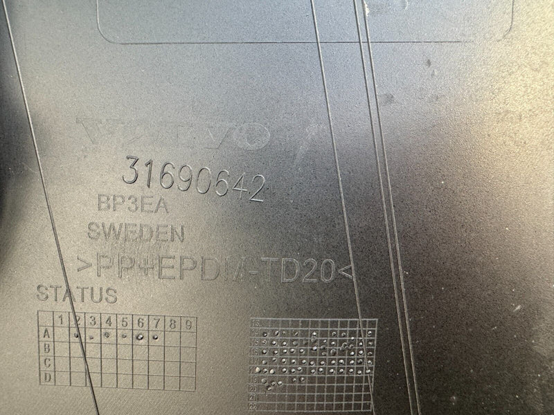 VOLVO XC90 II R-DESIGN 2014-2017 REAR BUMPER UPPER SECTION 31353390