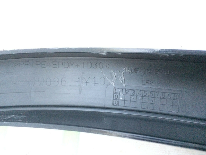 VW TOUAREG CR MK3 2018 LEFT PASSENGER SIDE REAR FENDER WHEEL ARCH TRIM COVER