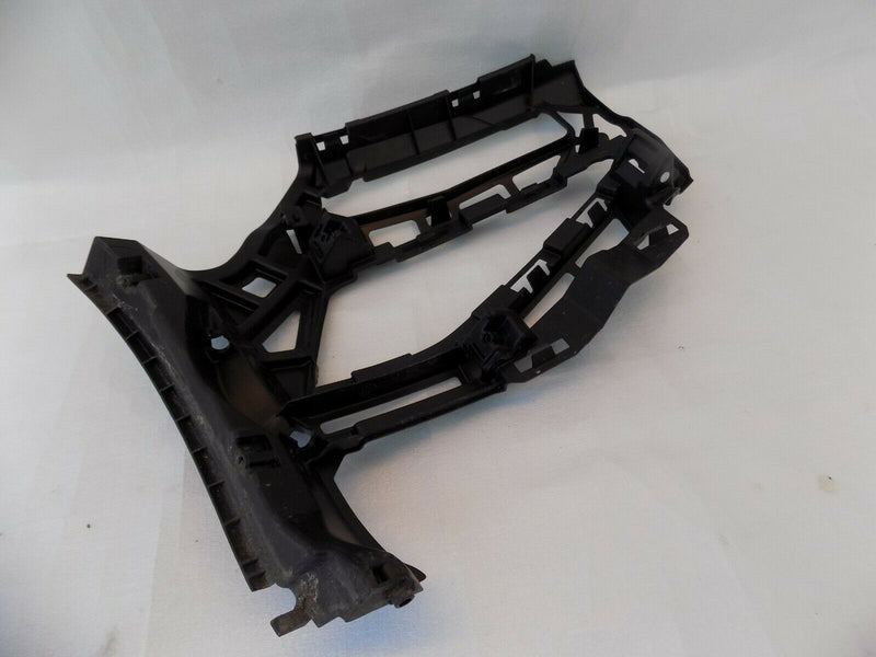 VW GOLF SPORTSVAN 2018+ FACELIFT FRONT BUMPER LEFT BRACKET SUPPORT GUIDE /B09-25