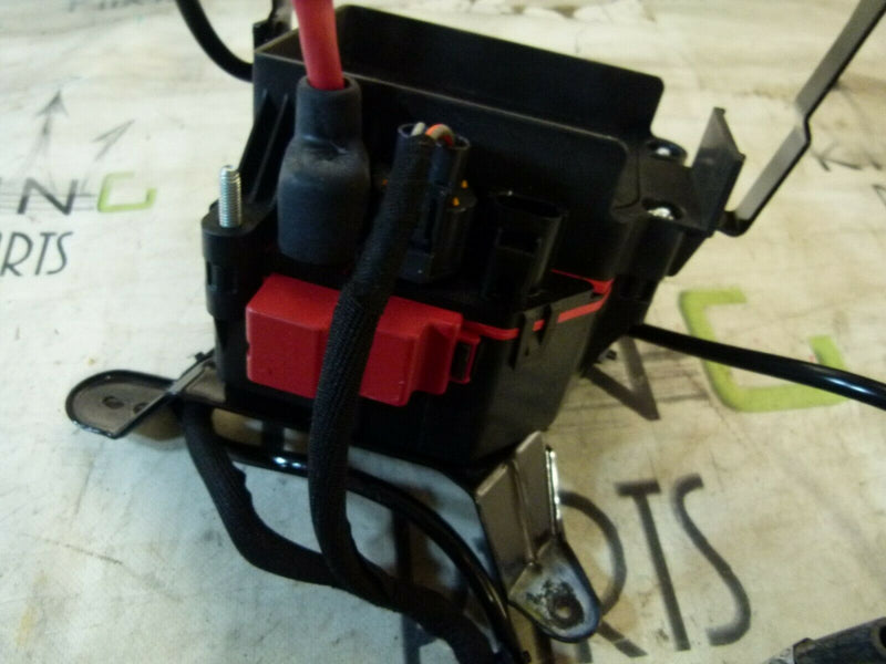 JAGUAR XJ X351 2010-19 AUTOMATIC BATTERY AMPLIFIER CONVERTER AMP DW93-14K131-AB