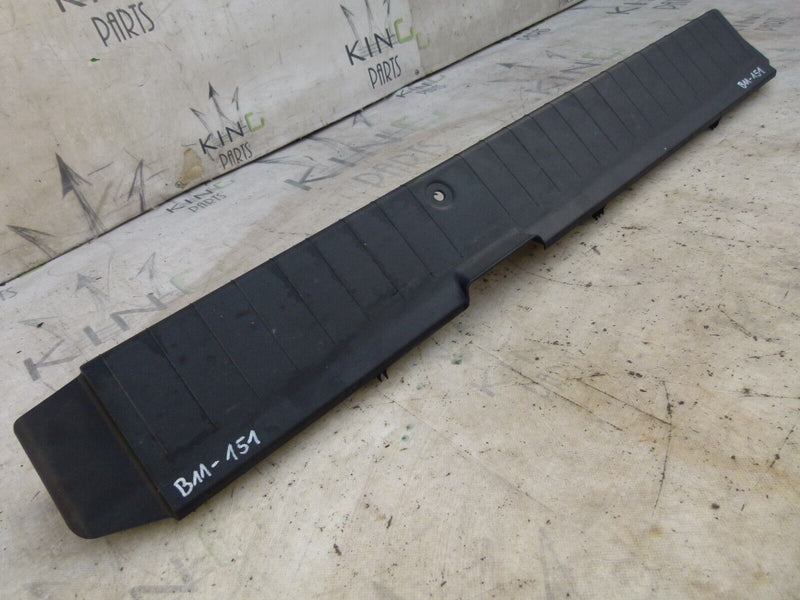 MERCEDES A W169 2004-08 BOOT LOWER MOULDING TRIM GENUINE A1696902030