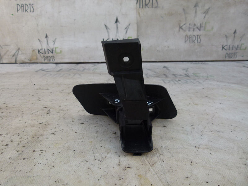 AUDI A1 GB 2018-ON LEFT HEADLIGHT WASHER JET BRACKET GENUINE 82A807755